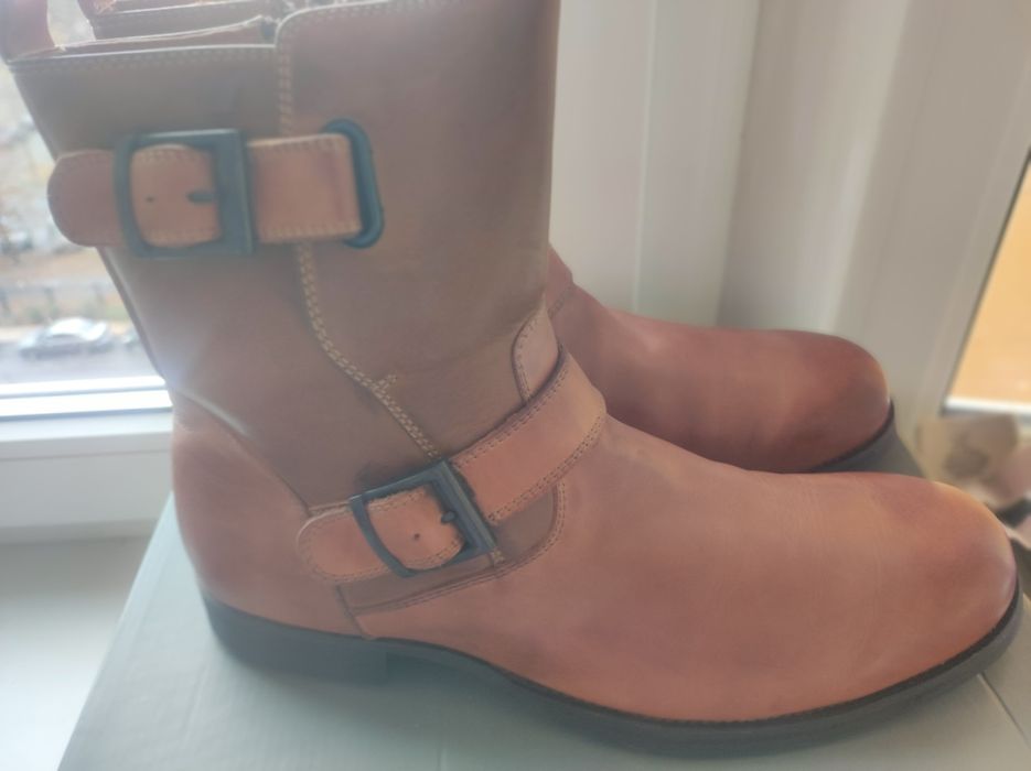 Продам чоловічі черевики фірми Castro Men