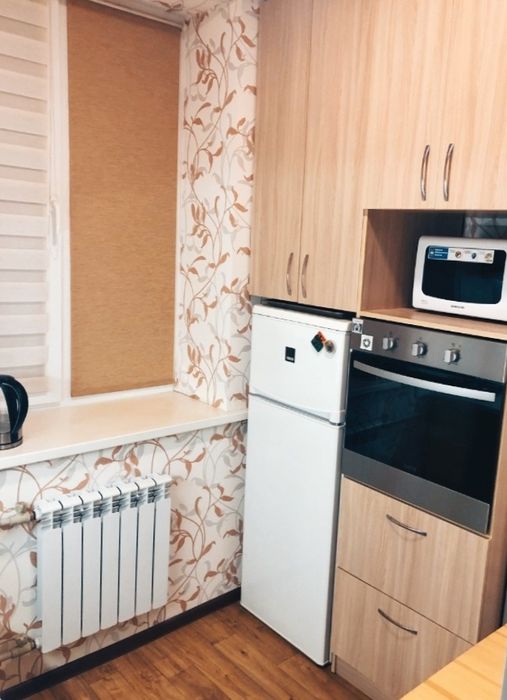 Продам 1 к.кв. с ремонтом в центре возле парка.