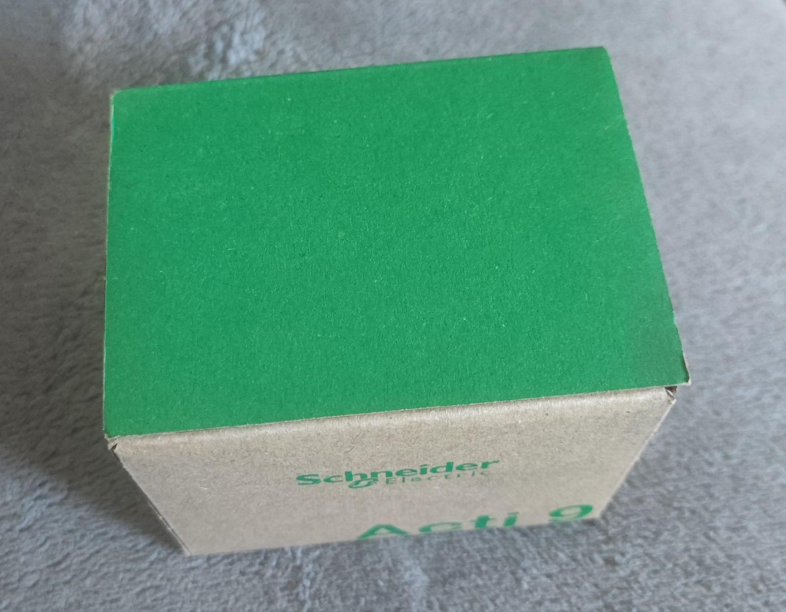 Różnicówka Schneider 2 sztuki 4P40a