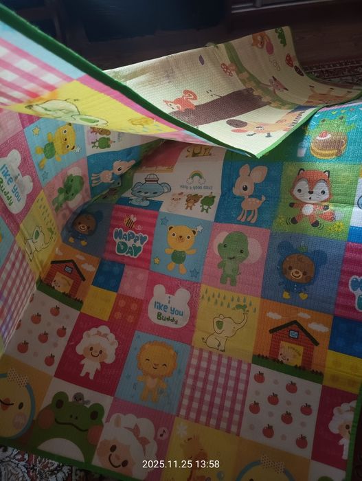 Дитячий коврик непромокаючий