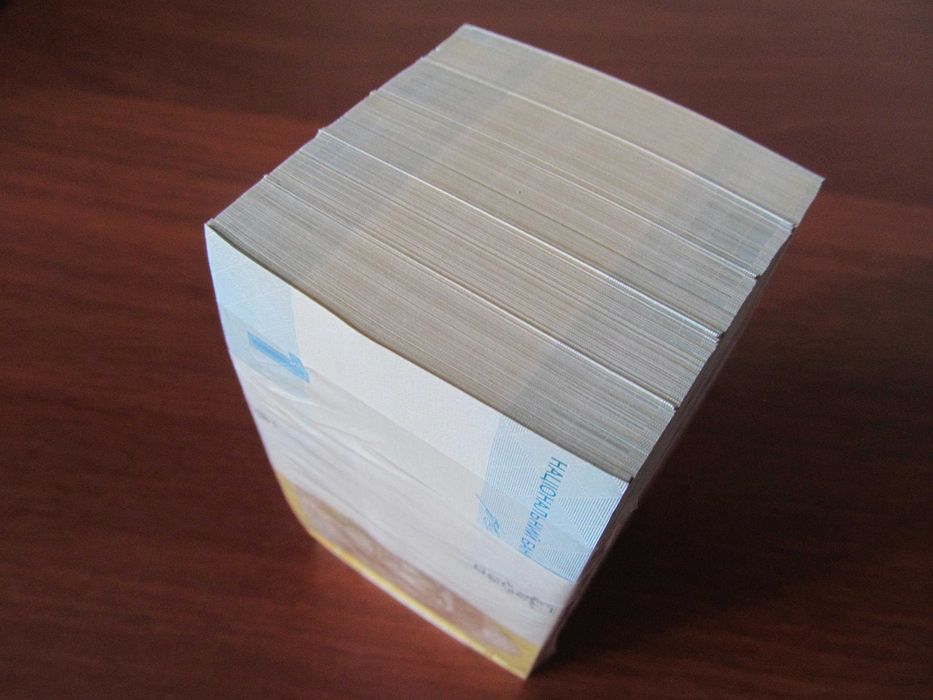 1 гривня 2014рік 5корінців по 100штук