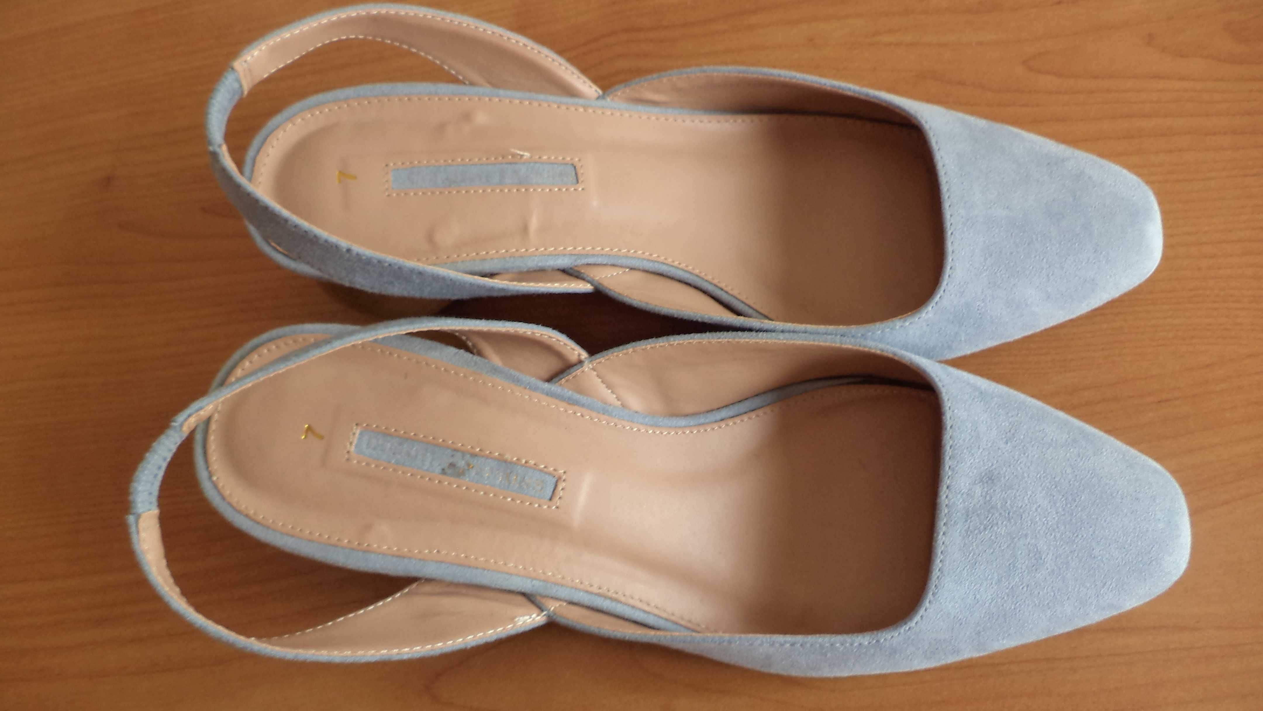 Sandałki eleganckie błękitne zamszowe  41