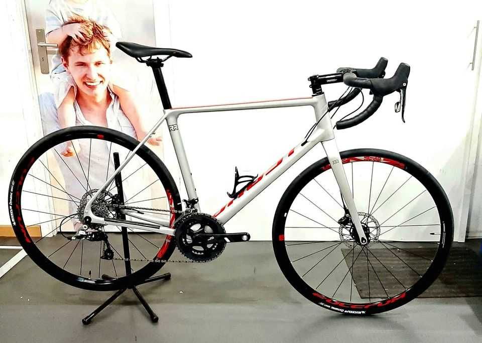 Bicicleta Carbono Gravel