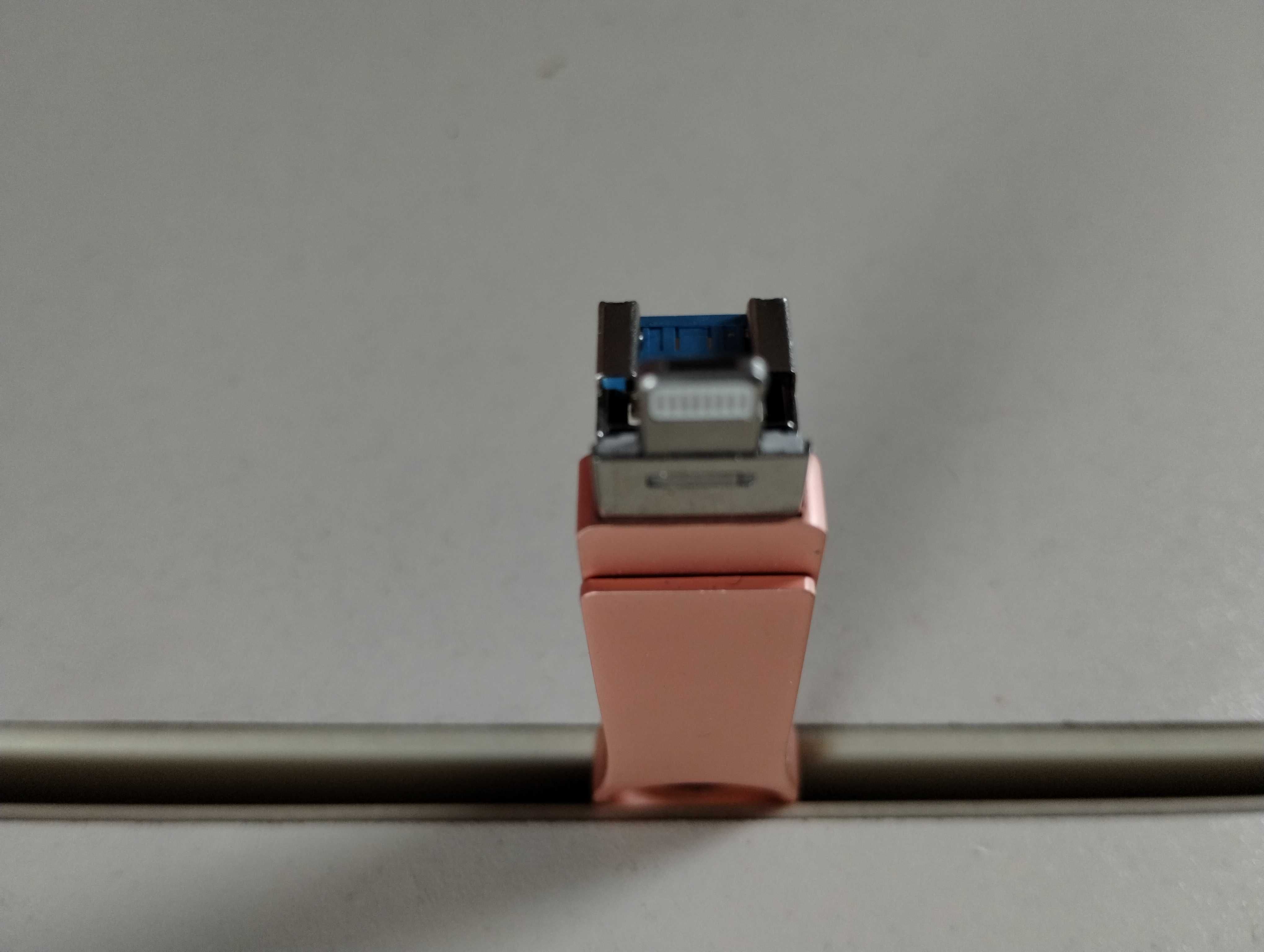 Flash Drive 512 GB 3 w 1, Iphone/PC/Android.