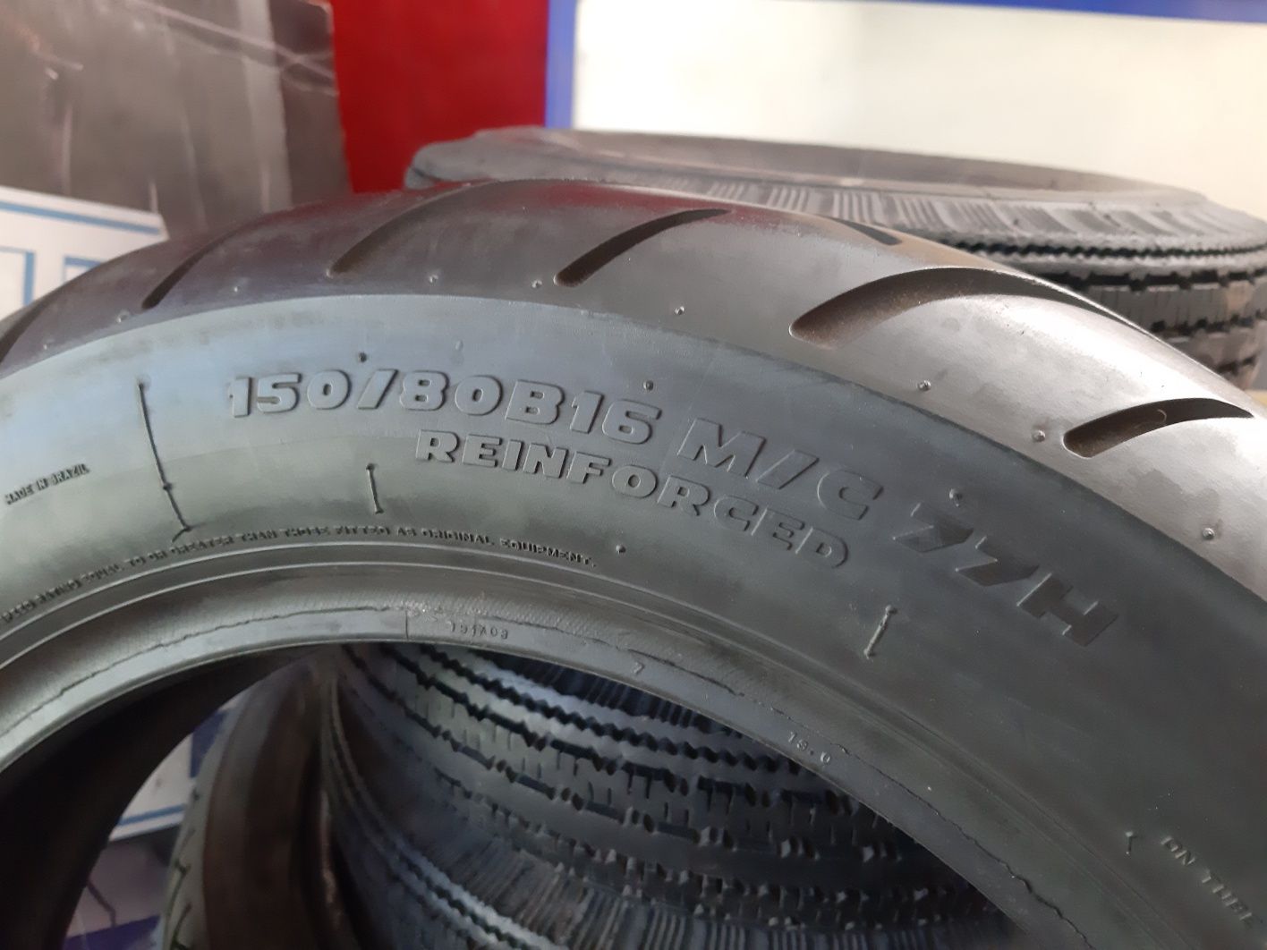 Мото шина 150/80 B16 Metzeler ME888 Marathon из Германии