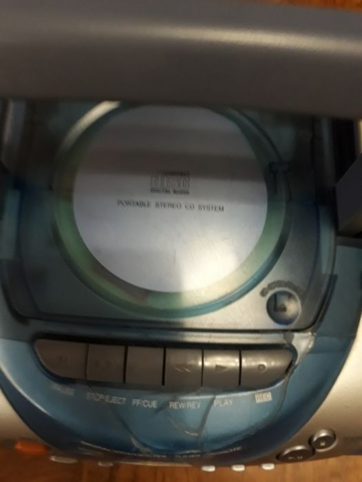 Продаю магнитофон