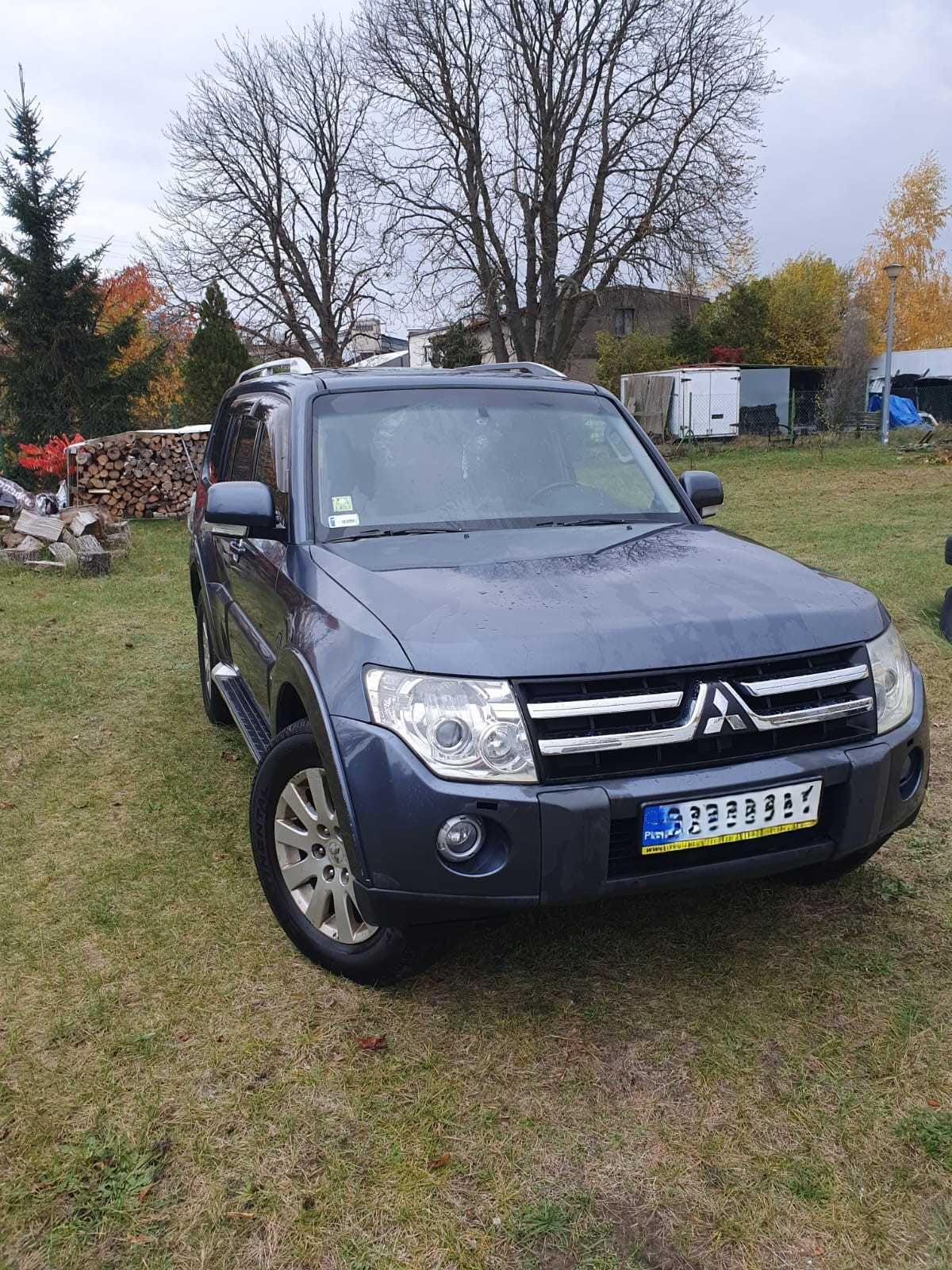 Sprzedam Pajero IV 3,2DID manual 2007
