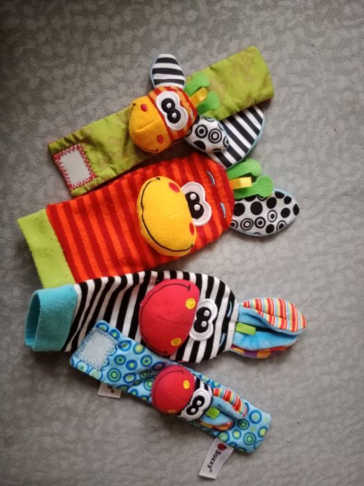Grzechotki na rączki i nóżki