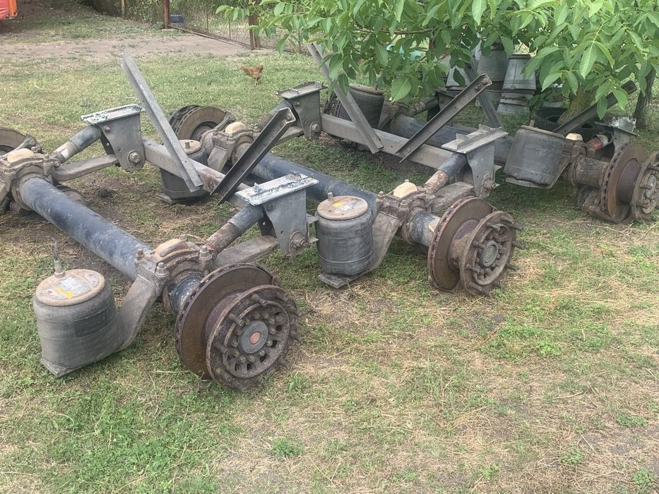 Продам осі САФ SAF комплектні