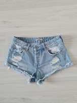 Jeansowe szorty przecierane 34 wysoki stan spodenki jeans s pull bear