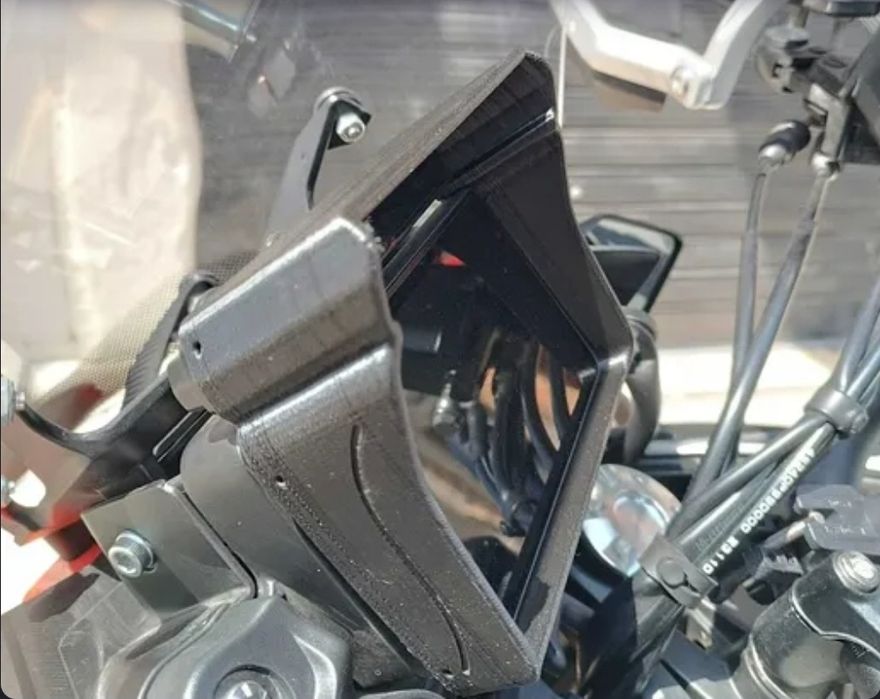 Ramka ekranu benelli trk 702/ 702x