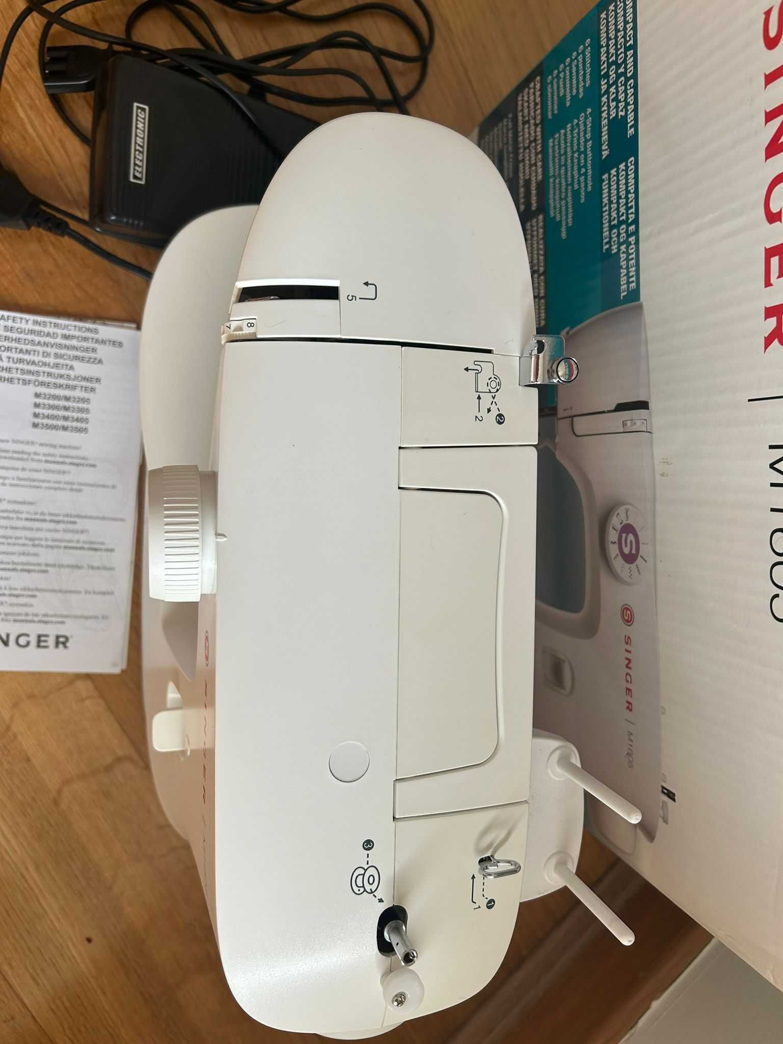 Máquina de costura Singer M1605 - 6 pontos