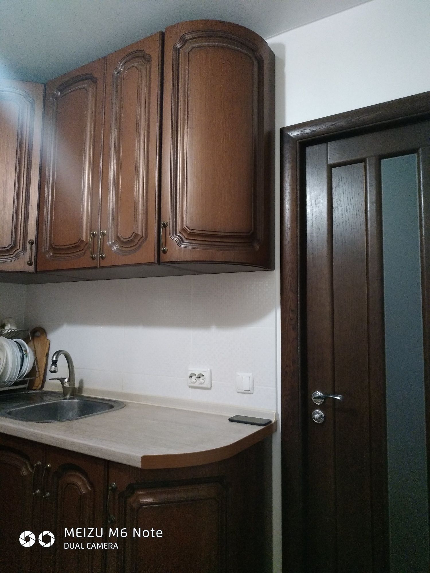 Продам 2-комнатную квартиру в ЦЕНТРЕ, остановка Гагарина, возле Варуса