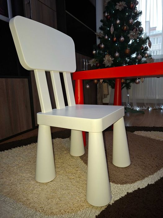 Дитячий столик і стільчик IKEA