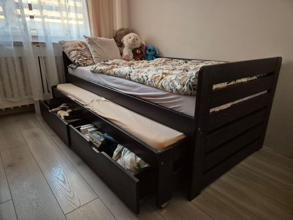 Łóżko podwójne z szufladami