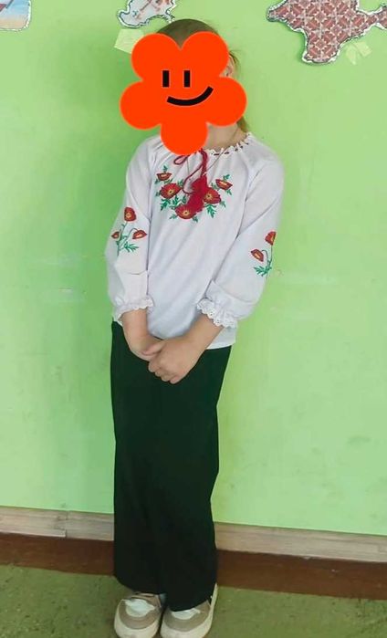 Вишиванка на дівчинку 5-7 років.