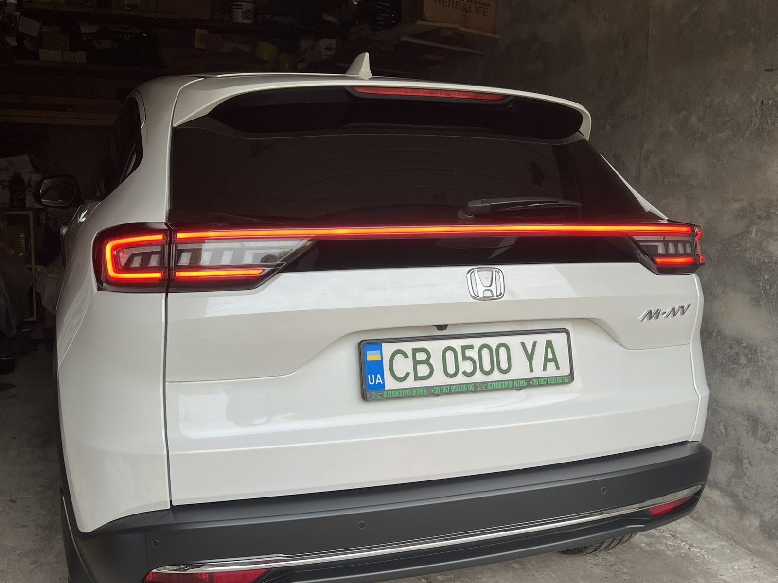 Honda mn-v  в бронеплівці та комплектом зимової гуми