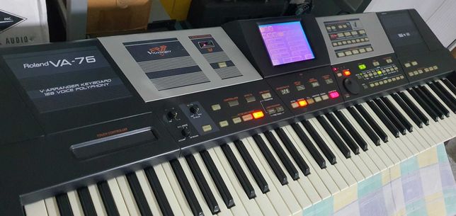 Roland VA76  teclado arranger 76 notas