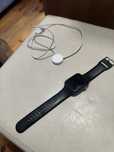 Smartwatch z ładowarką