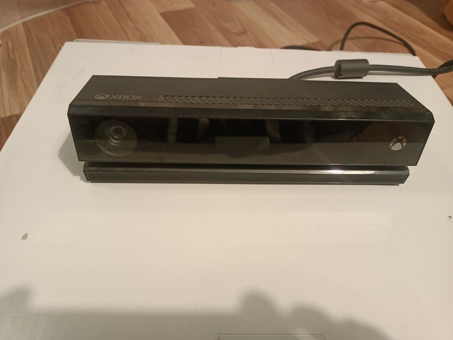 X box one s plus kinect