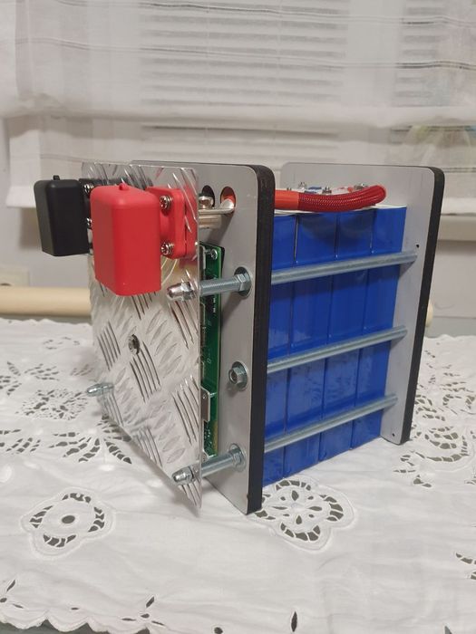 Гібридний інвертор + lifepo4 110Aг