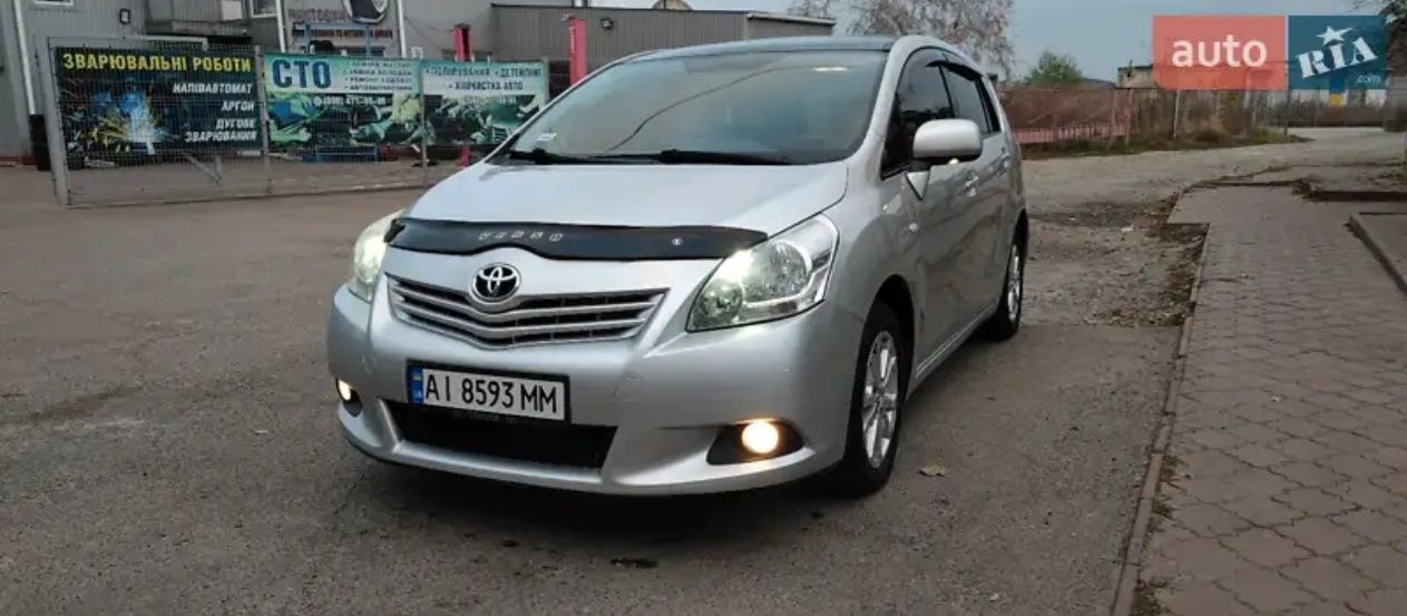 Продам Toyota Verso