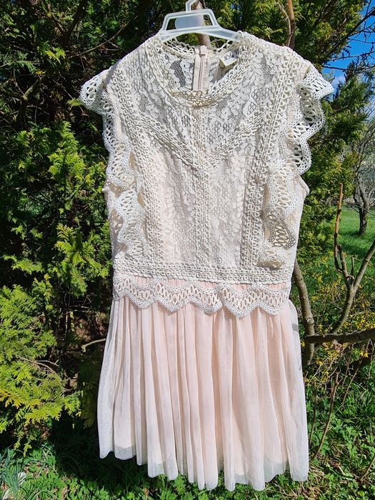 Sukienka tiulowa mini