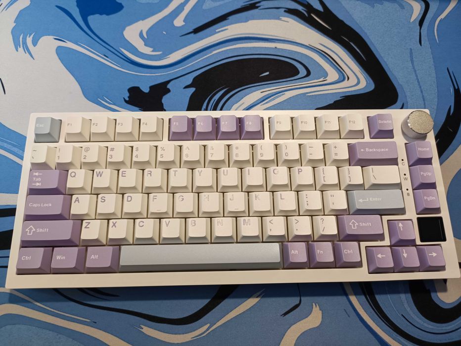 Нова Ajazz AK820 Pro механічна бездротова клавіатура з RGB та Hot Swap