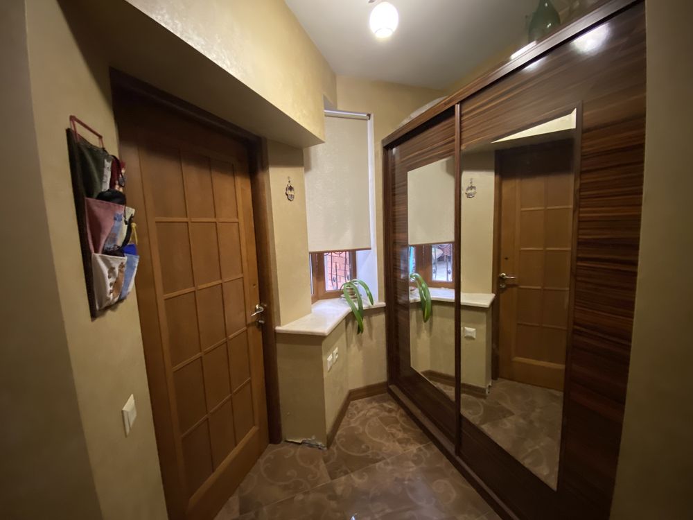 Продаю дом 160м2 в самом центре, возле ресторана Скорини