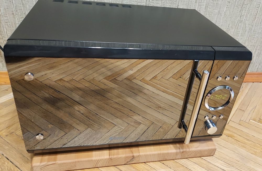 Мікрохвильова піч з грилем ARDO AMW-25M б/в