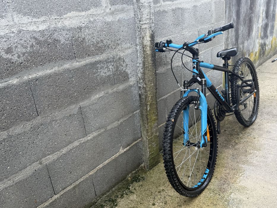 Bicicleta roda 24 como nova .