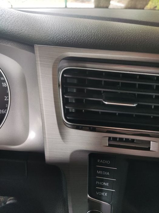 VW Golf 7 MK7, Golf 7.5 MK7.5 перехідна рамка для екрану 8 дюймів. Кол