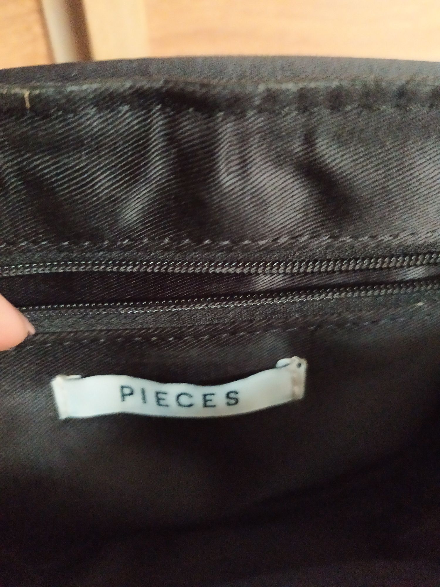 Жіноча сумочка. Pieces.