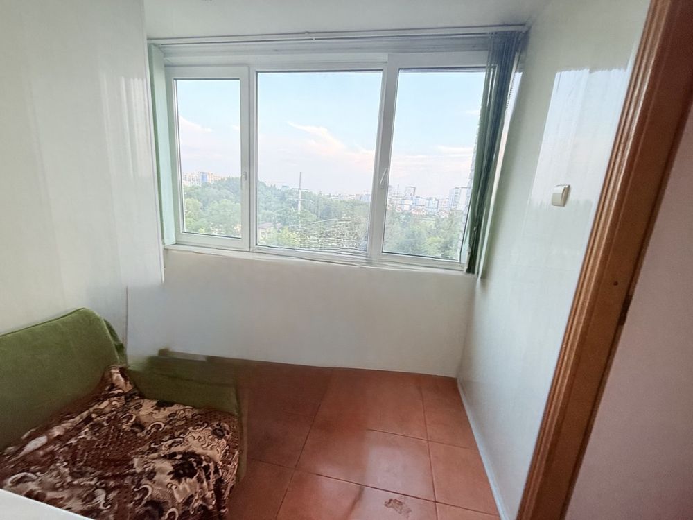 Продаж 3 кім квартири по вул. Лазаренка (80 м. кв.)