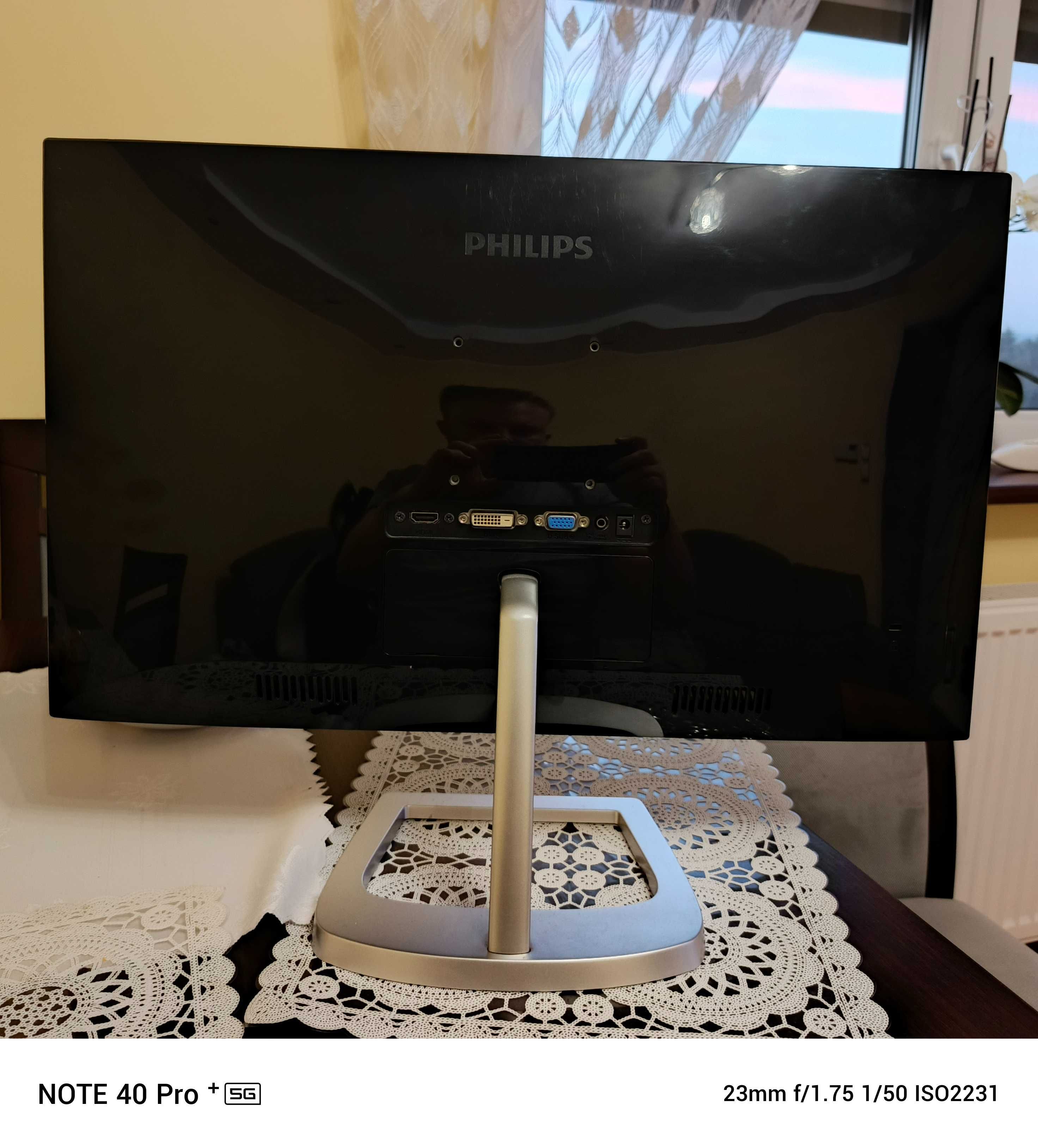Monitor Philips 246E9Q 60Hz, stan bdb