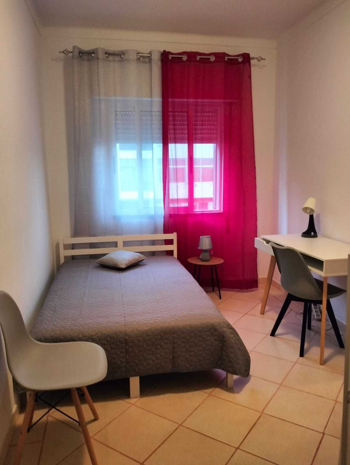 Quarto para estudantes Faro - zona da Penha
