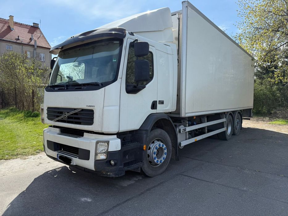 Volvo FE  Hybrid Automat Solówka Izoterma Winda