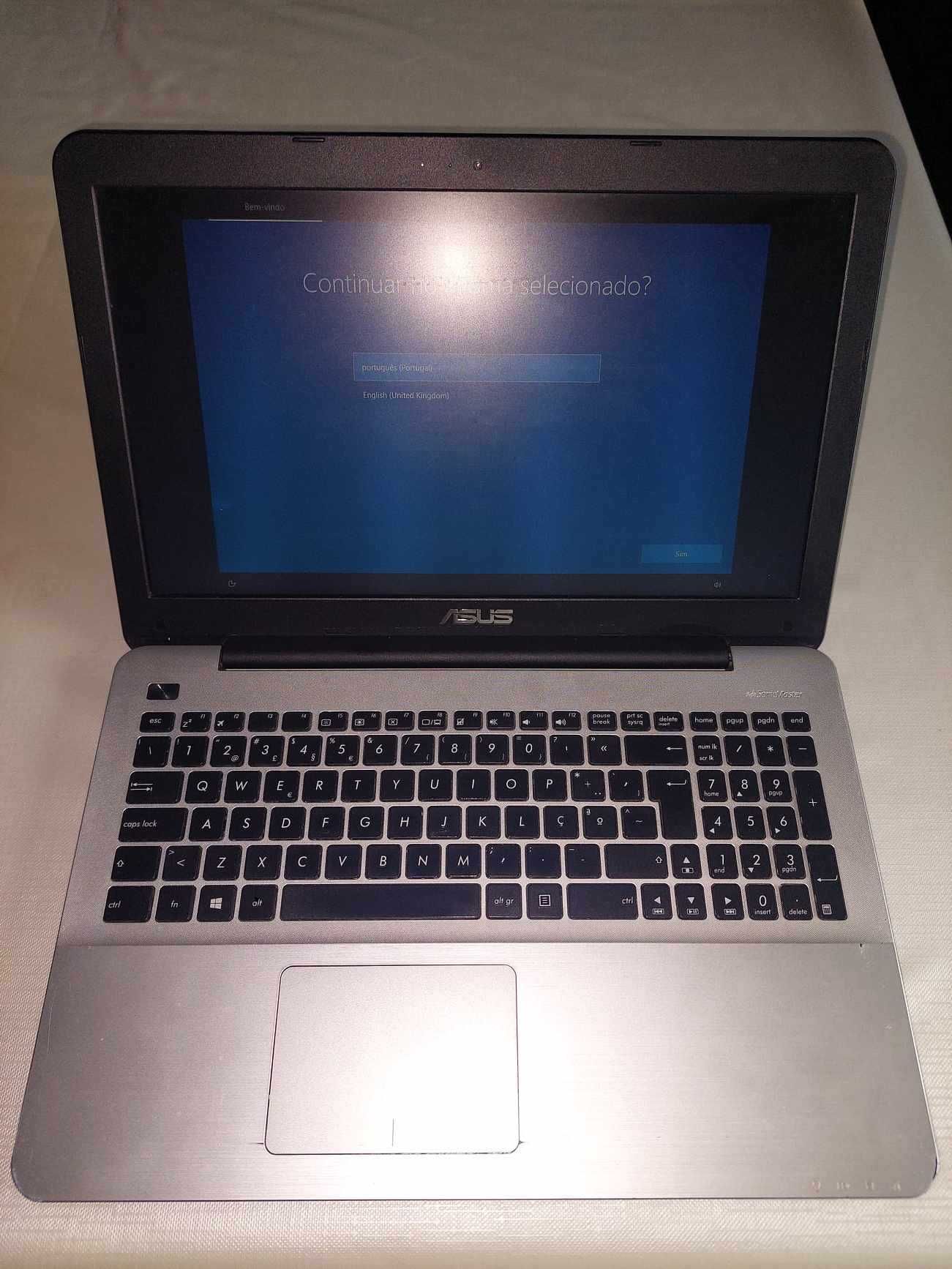 Portátil/Computador ASUS X555L