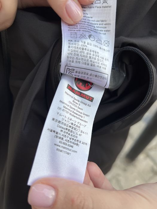 Куртка Mammut жіноча gore-tex оригінал нова трекінгова вітровка чорна