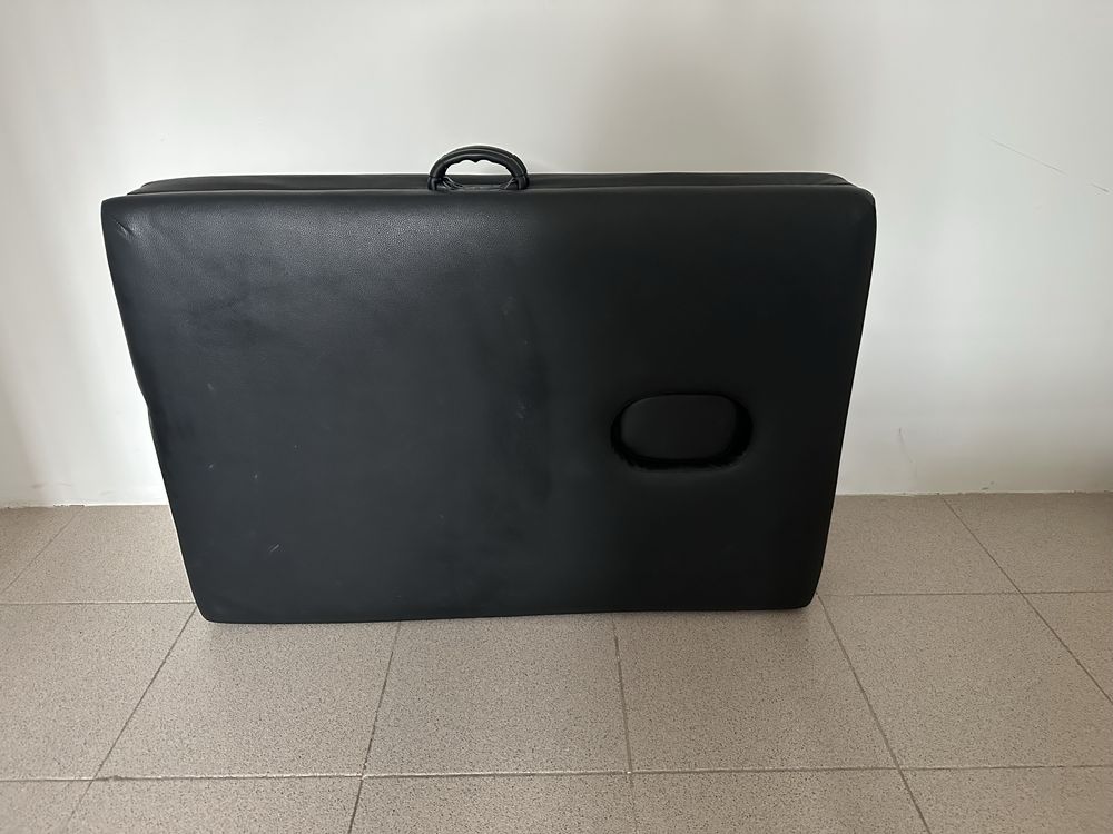 Marquesa em alumínio.