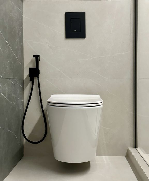 Дуплекс з новим ремонтом у лісовій Бучі. Ніхто не жив.