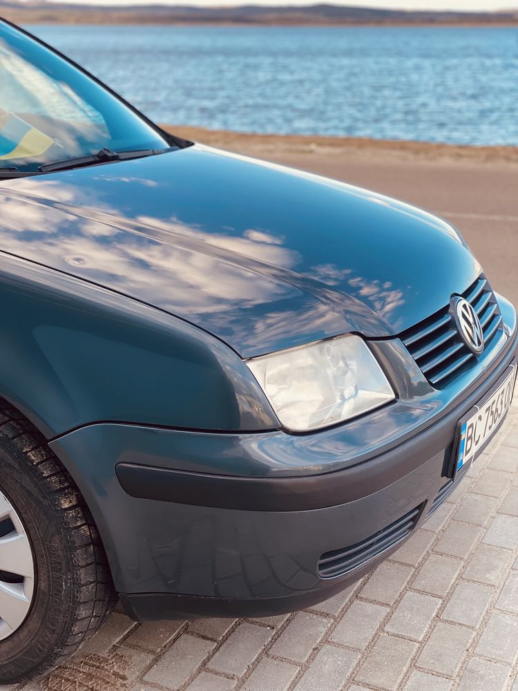 Продам Volkswagen Bora 1.6 в гарному стані 2002 рік