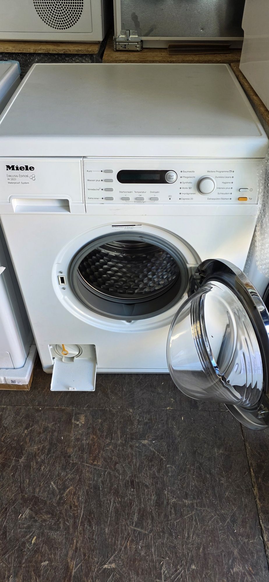 Używana Pralka do zabudowy Miele W 2809 i