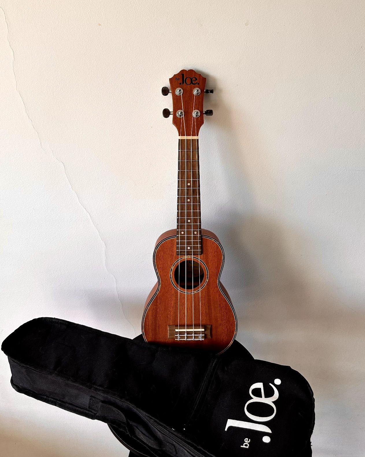 Ukulele be JOE w idealnym stanie