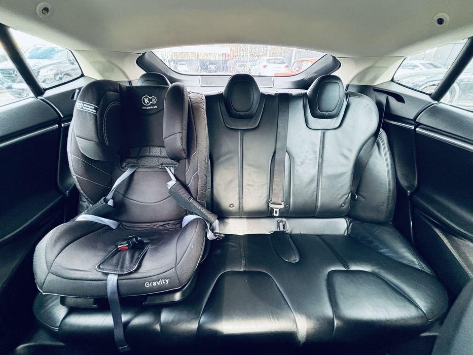 Tesla model S P85 2013р