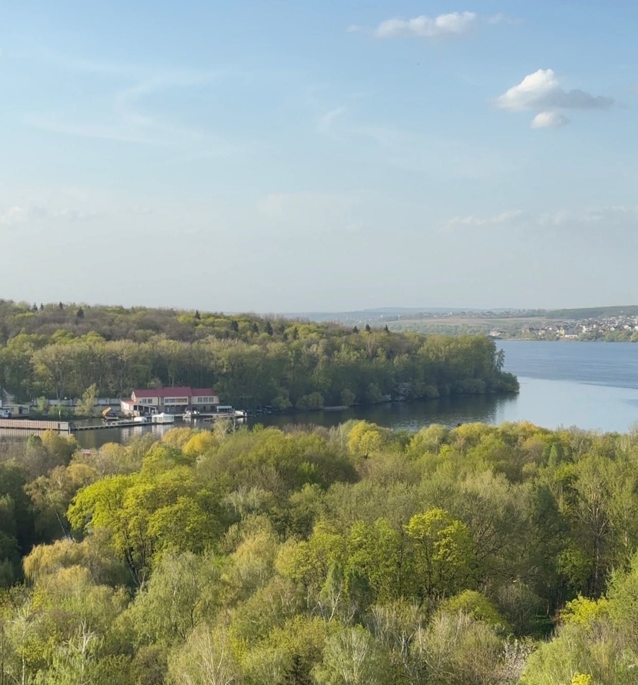 Продається елітна квартира з виглядом на парк та Тернопільське озеро