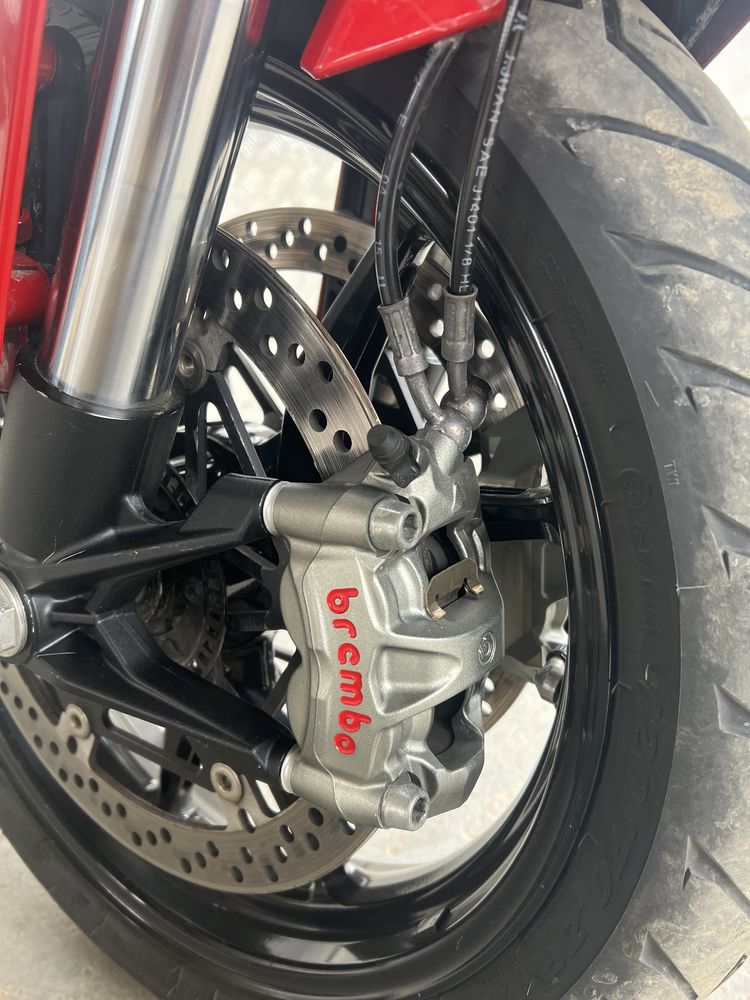 Ducati multistrada 1200s