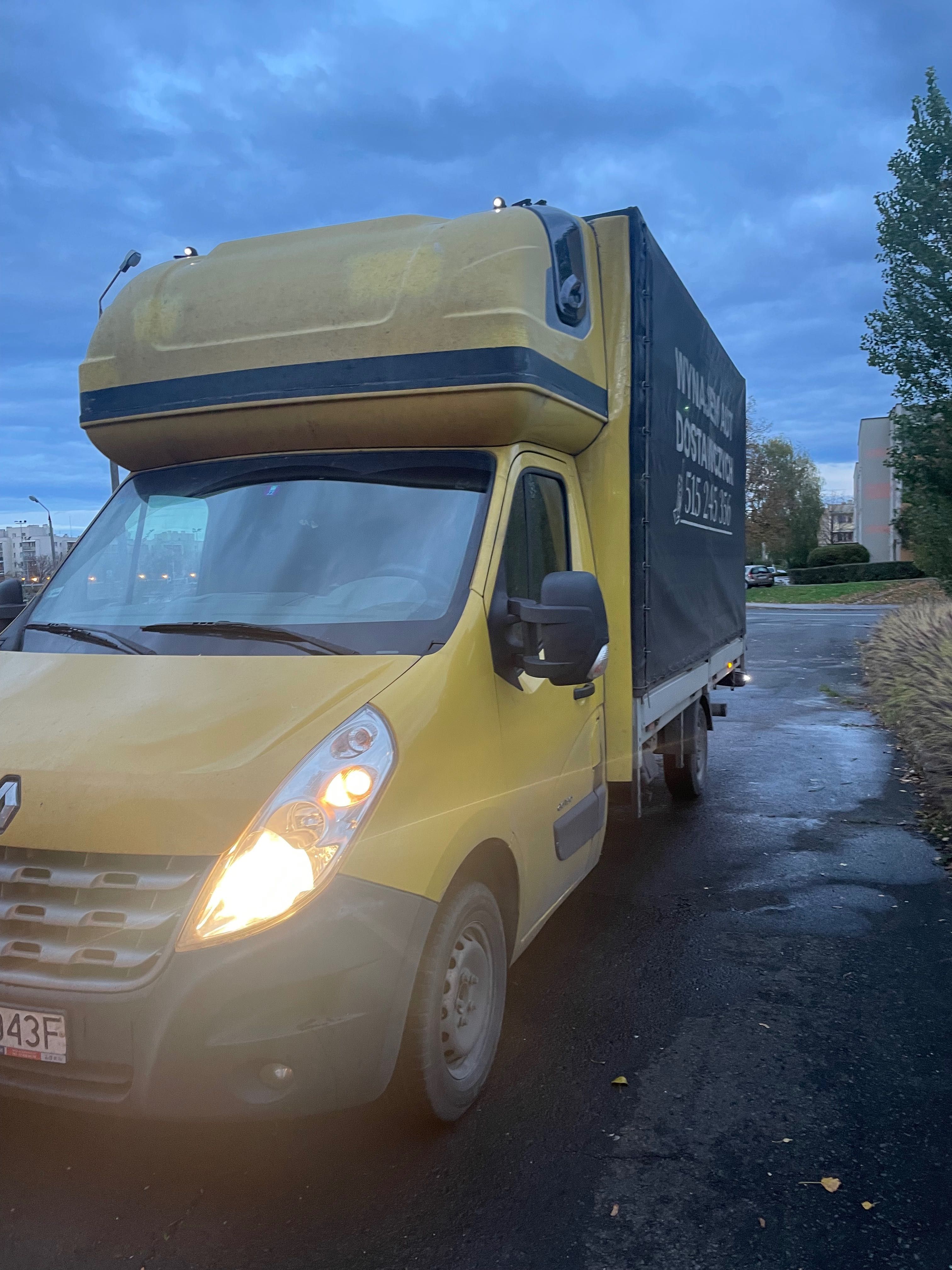 Wynajem busów Renault Master Plandeka 8,10,12 pal