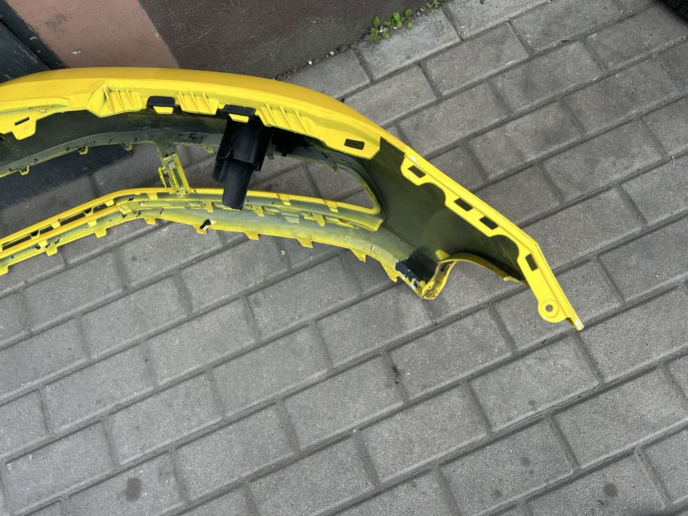 Zderzak przód VW Touran III 15r.- 4xPDC Spryskiwacze żółty oryginał