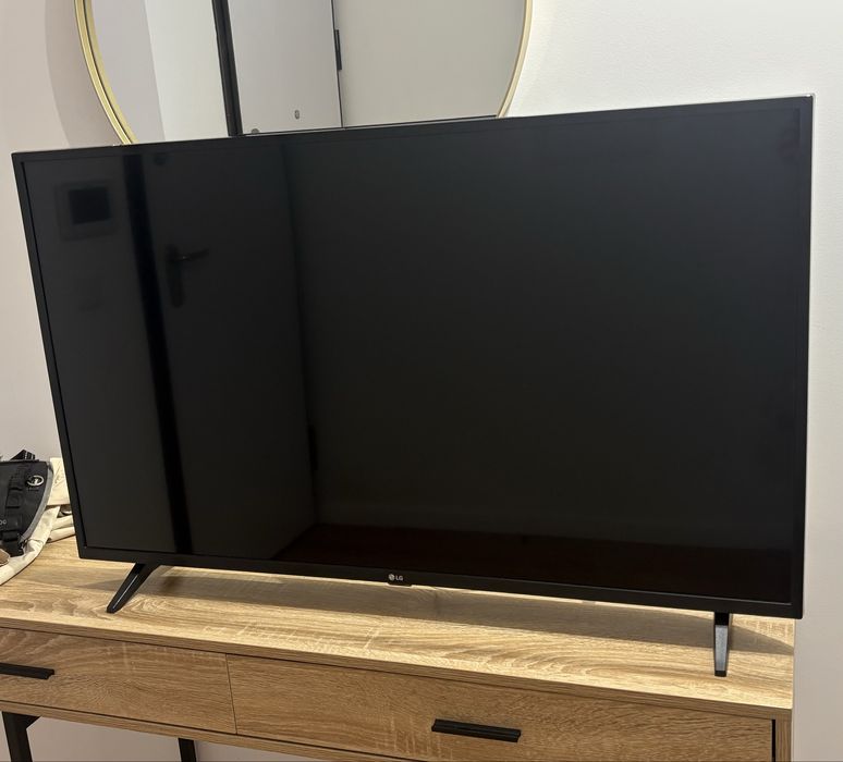 Televisão LG 110 polegadas